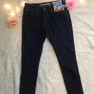 DENIZEN Dark Wash Jeans